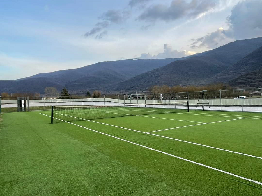 Luco dei Marsi, rimesso a nuovo e pronto all'uso il campo da tennis, aperte le prenotazioni